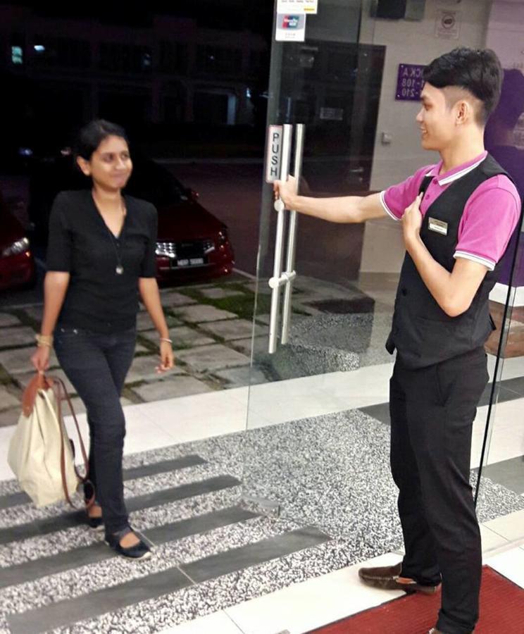 Hotel Lavender Senawang Seremban Buitenkant foto