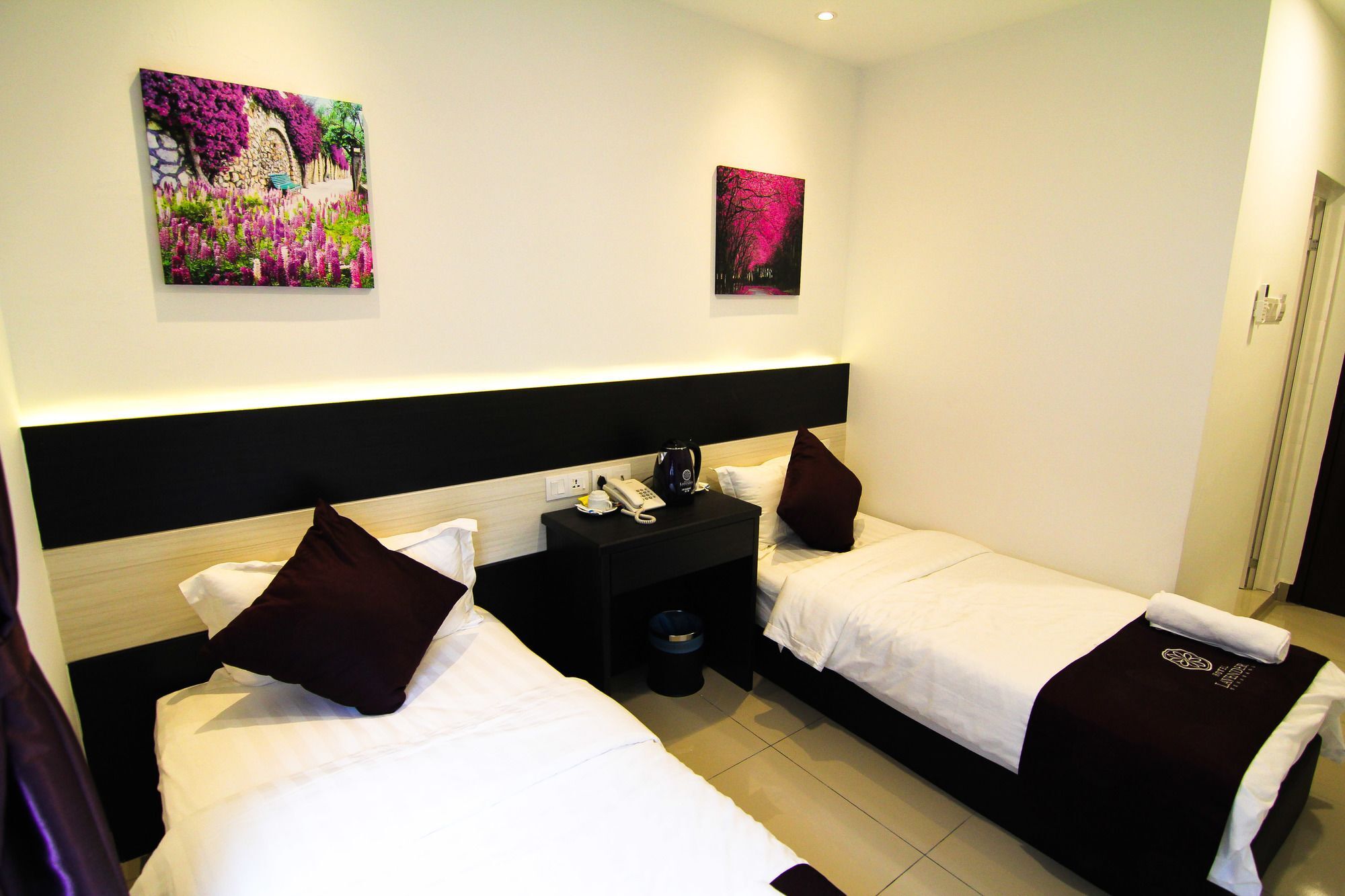 Hotel Lavender Senawang Seremban Buitenkant foto